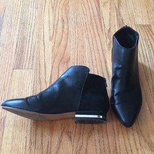 ONLY WORN ONCE // black leather ankle boots